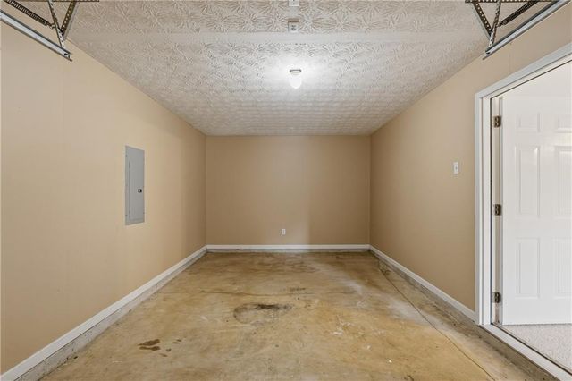 30 Hunters Trace, Covington, GA 30014