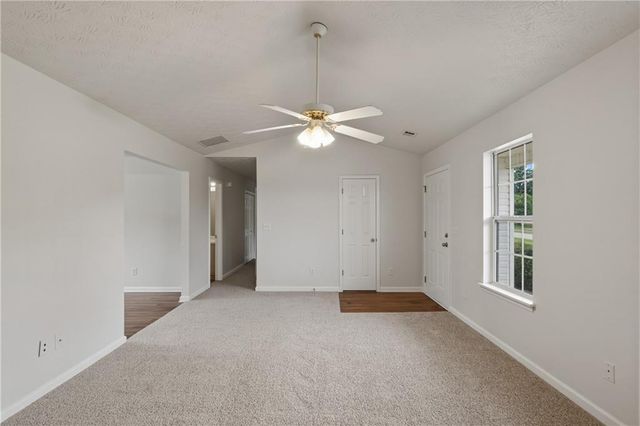 30 Hunters Trace, Covington, GA 30014