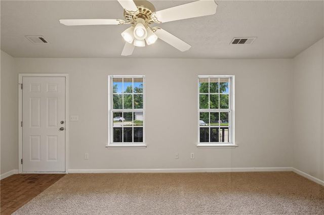 30 Hunters Trace, Covington, GA 30014