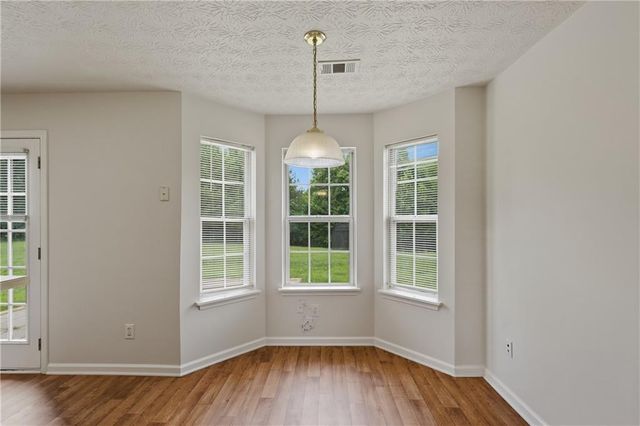 30 Hunters Trace, Covington, GA 30014