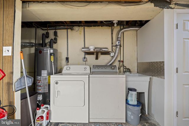 4270 LAWNSIDE RD, Philadelphia, PA 19154