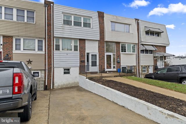 4270 LAWNSIDE RD, Philadelphia, PA 19154