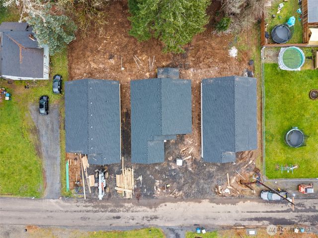 212 Shannon Lewis Lane, Winlock, WA 98596