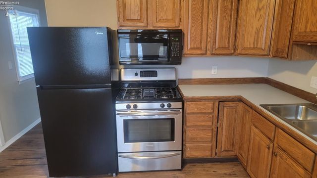 612 Helina Drive, Sandusky, OH 44870