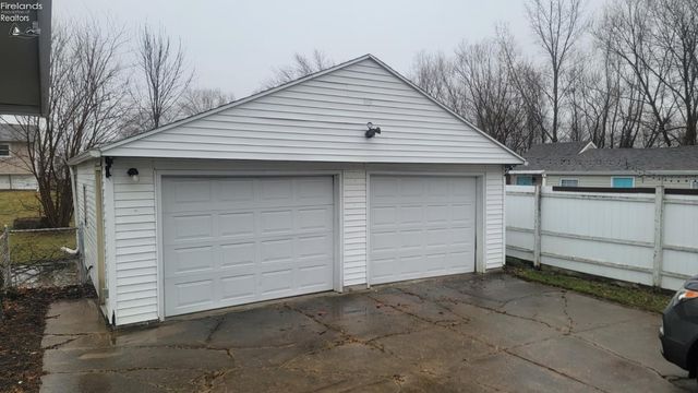 612 Helina Drive, Sandusky, OH 44870