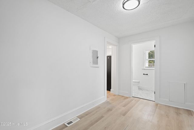 214 Arlington Circle, Greenville, NC 27834