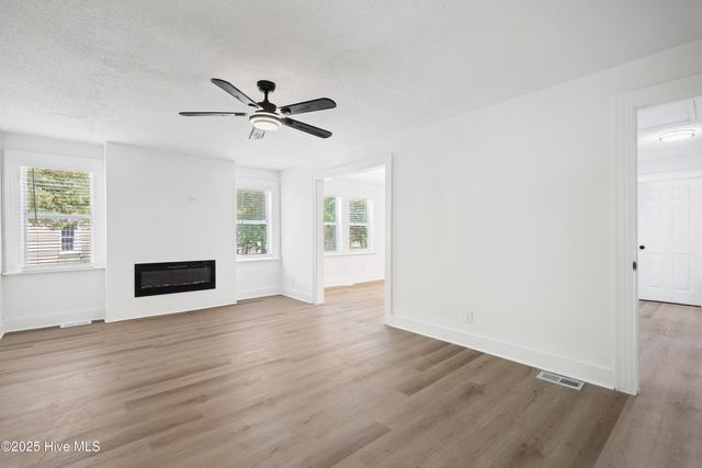 214 Arlington Circle, Greenville, NC 27834