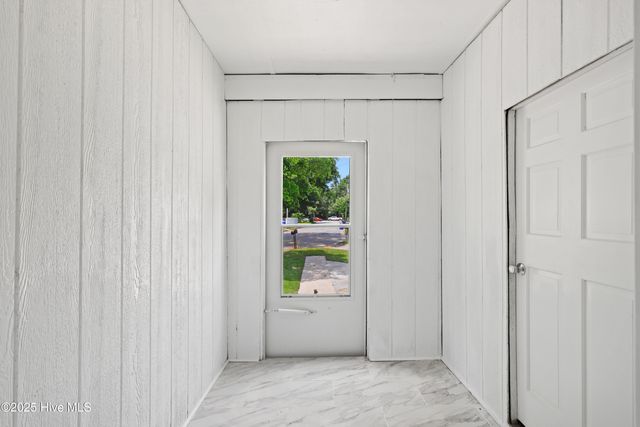 214 Arlington Circle, Greenville, NC 27834