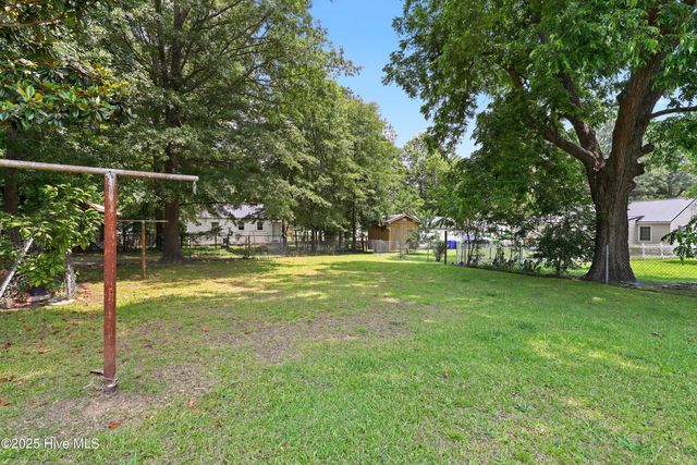 214 Arlington Circle, Greenville, NC 27834