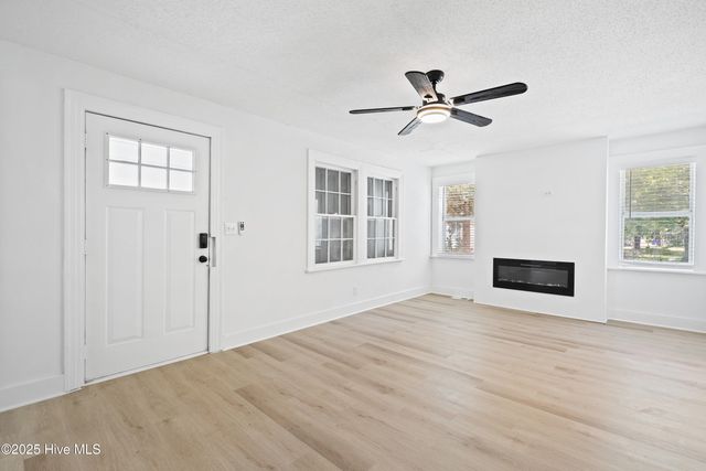 214 Arlington Circle, Greenville, NC 27834