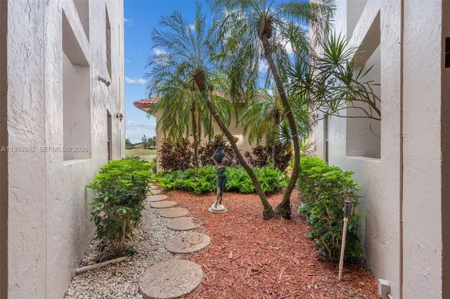 3485 Environ Boulevard C205, Lauderhill, FL 33319