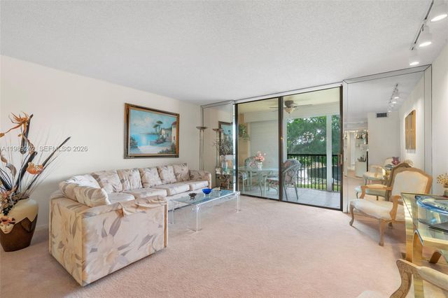 3485 Environ Boulevard C205, Lauderhill, FL 33319