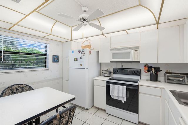 3485 Environ Boulevard C205, Lauderhill, FL 33319