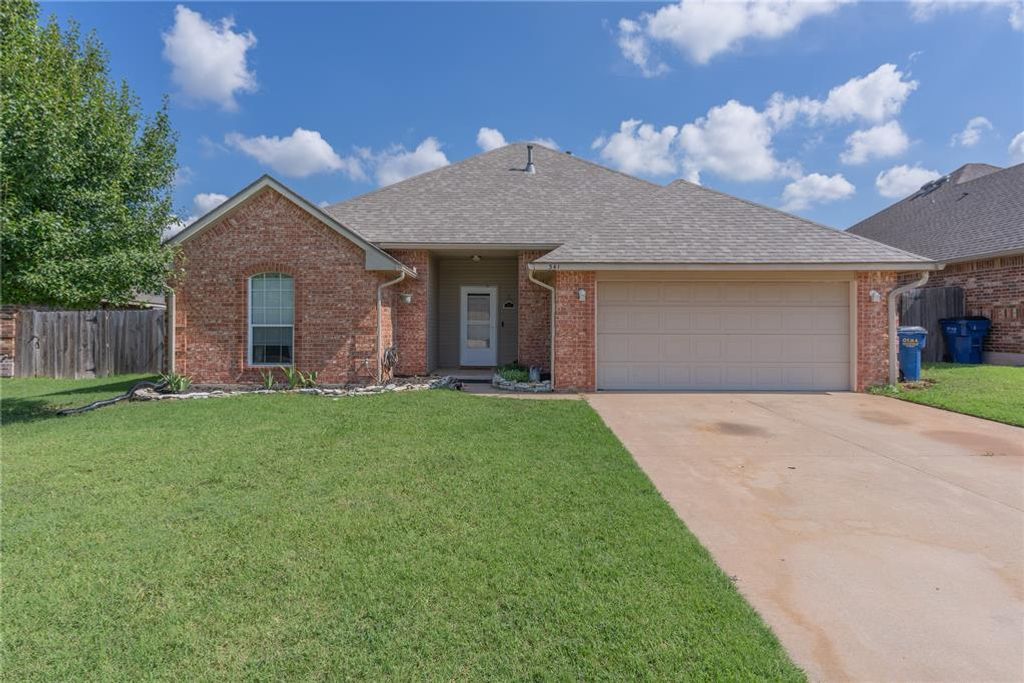 341 E Plantation Terrace, Mustang, OK 73064