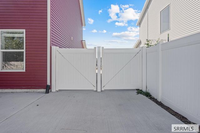 830 S 2315 W, Rexburg, ID 83440