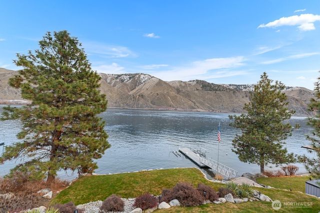 15107 N Lakeshore Drive, Entiat, WA 98822