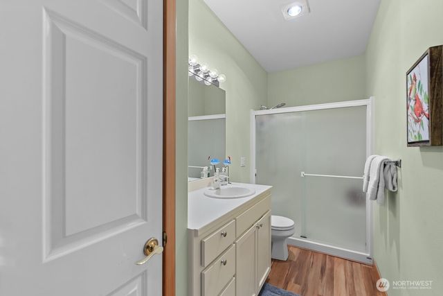 15107 N Lakeshore Drive, Entiat, WA 98822