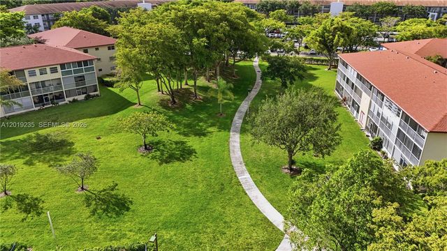151 SW 134th Way 206N, Pembroke Pines, FL 33027