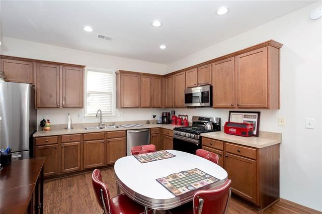 3608 High Battery Bluff NW, Acworth, GA 30101