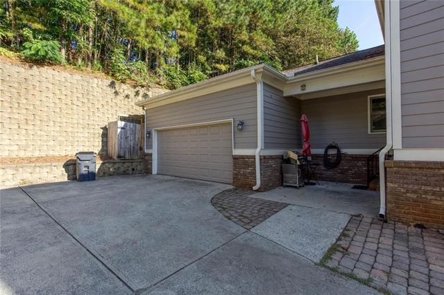 3608 High Battery Bluff NW, Acworth, GA 30101