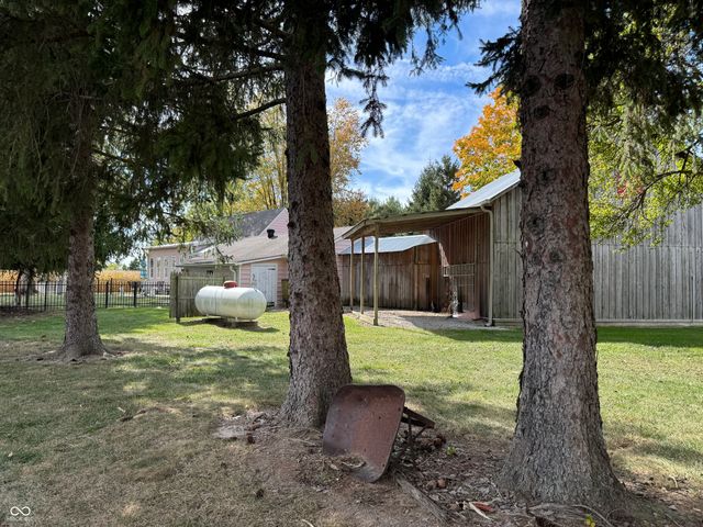 4589 N 200 W, Greenfield, IN 46140