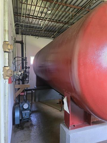 9284 M-35, Gladstone, MI 49837