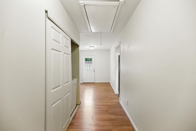 215 Patrick St, Estill Springs, TN 37330