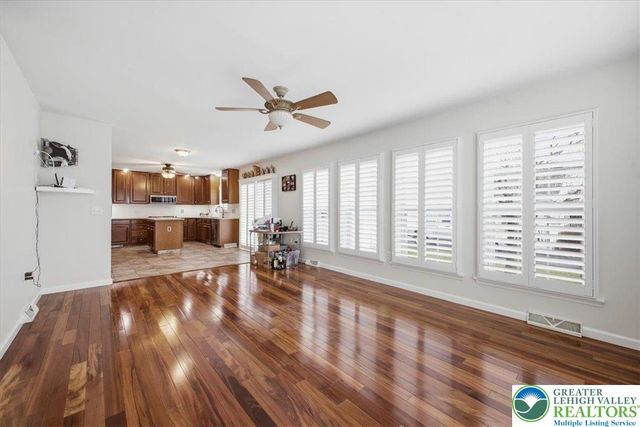 727 Kykuit Place, Forks Twp, PA 18040