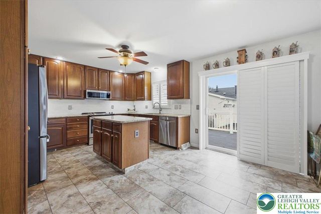 727 Kykuit Place, Forks Twp, PA 18040