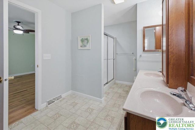 727 Kykuit Place, Forks Twp, PA 18040