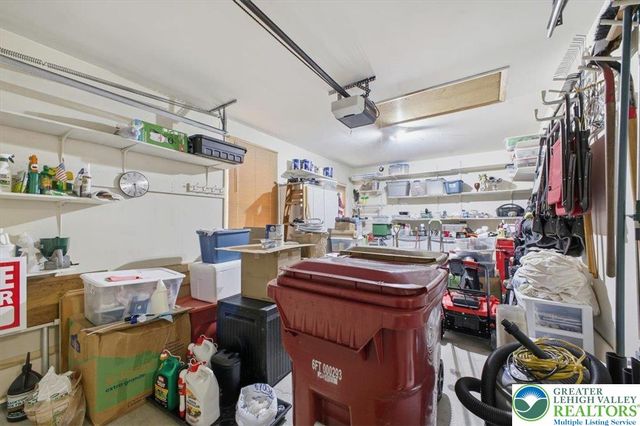 727 Kykuit Place, Forks Twp, PA 18040