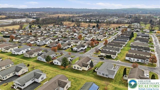 727 Kykuit Place, Forks Twp, PA 18040