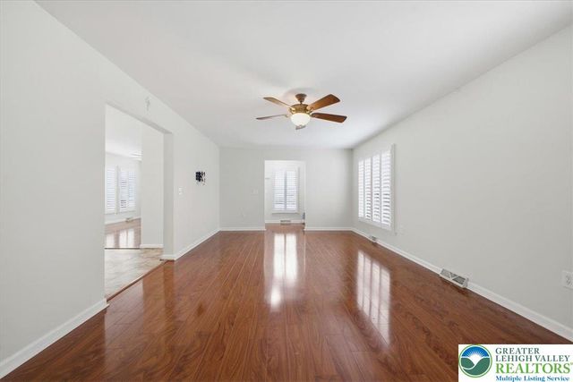 727 Kykuit Place, Forks Twp, PA 18040