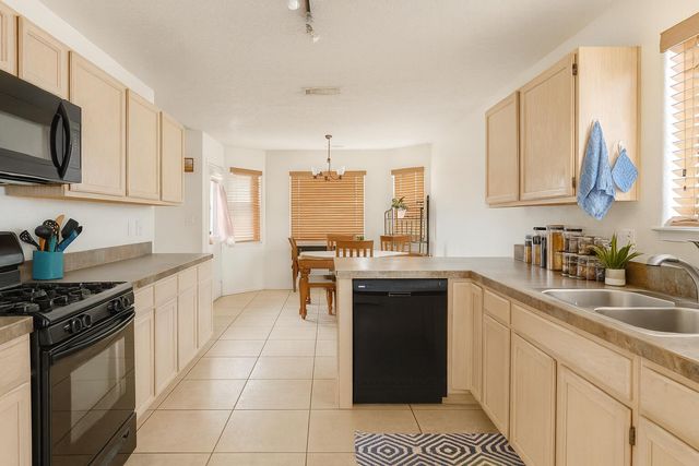 1523 STONEWAY Drive NW, Albuquerque, NM 87120