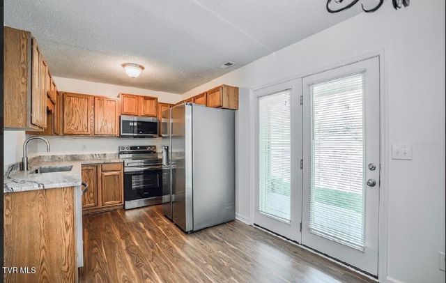 613 Spring Hill Road Apt 13, Johnson City, TN 37604