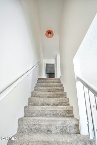 613 Spring Hill Road Apt 13, Johnson City, TN 37604