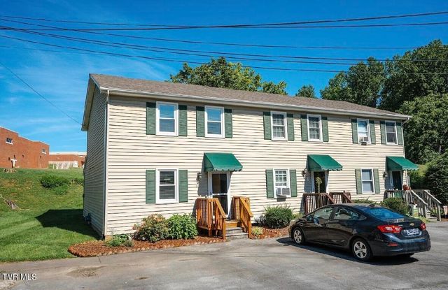 613 Spring Hill Road Apt 13, Johnson City, TN 37604