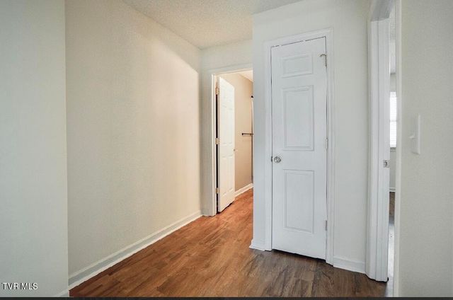 613 Spring Hill Road Apt 13, Johnson City, TN 37604