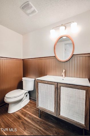 613 Spring Hill Road Apt 13, Johnson City, TN 37604