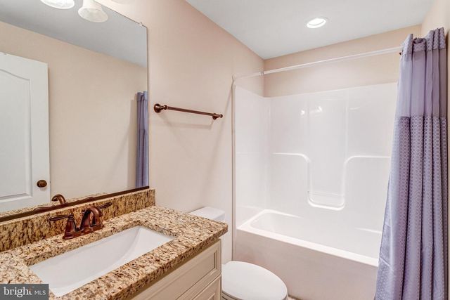 5 CHET ATKINS CT, Fredericksburg, VA 22405