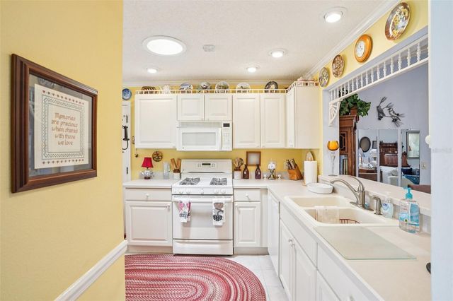 9469 SE 176TH SAFFOLD STREET, The Villages, FL 32162