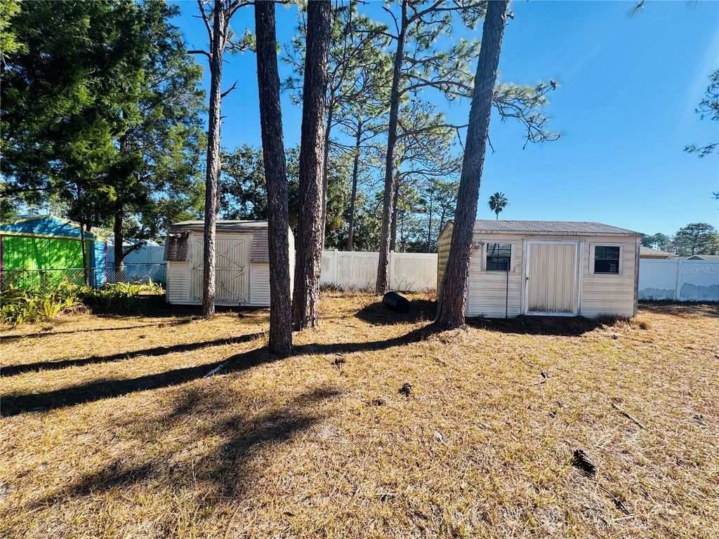 Image 22 of property listing at 2360 CAPTAIN DRIVE, Deltona, FL 32738