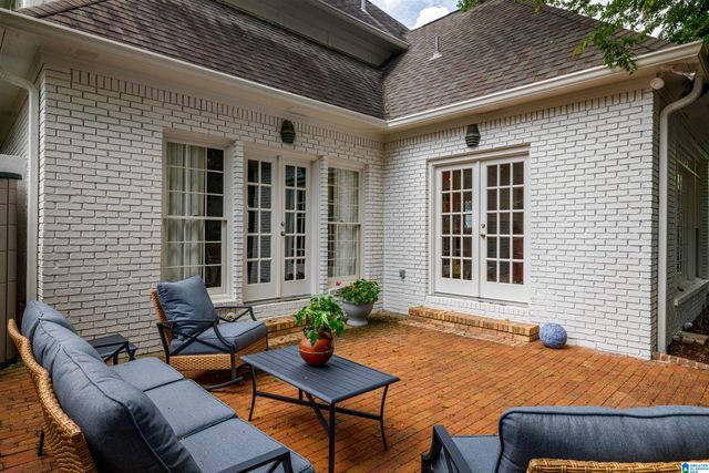3136 WELLINGTON PARKWAY, Vestavia Hills, AL 35243