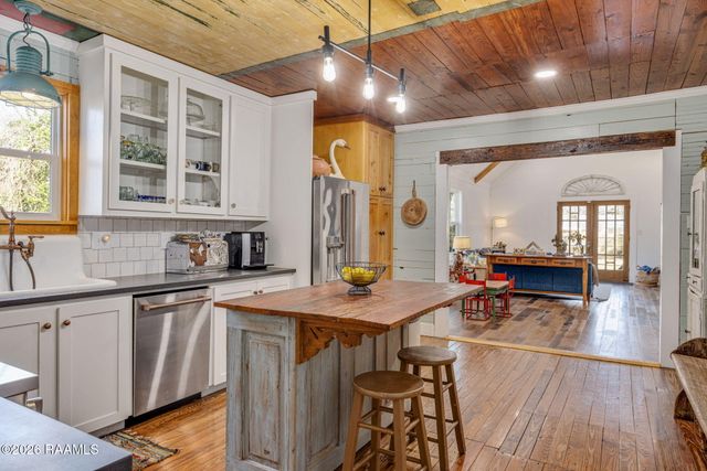 205 Third Street, Youngsville, LA 70592