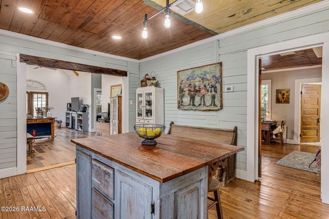 205 Third Street, Youngsville, LA 70592