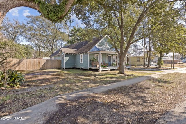 205 Third Street, Youngsville, LA 70592