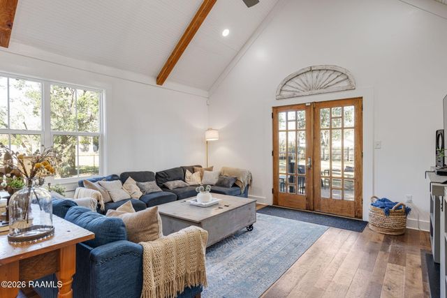 205 Third Street, Youngsville, LA 70592