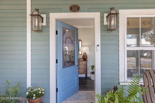 205 Third Street, Youngsville, LA 70592