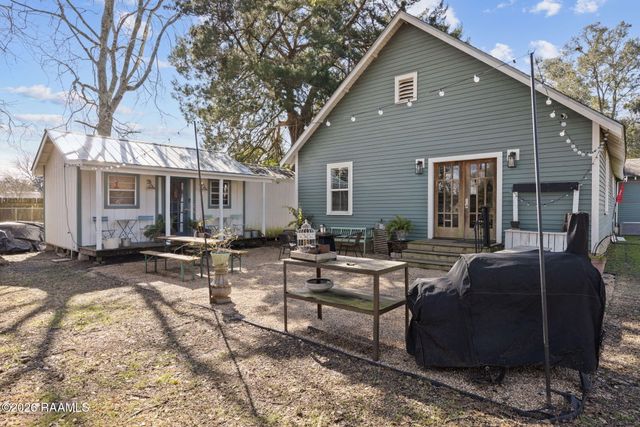 205 Third Street, Youngsville, LA 70592