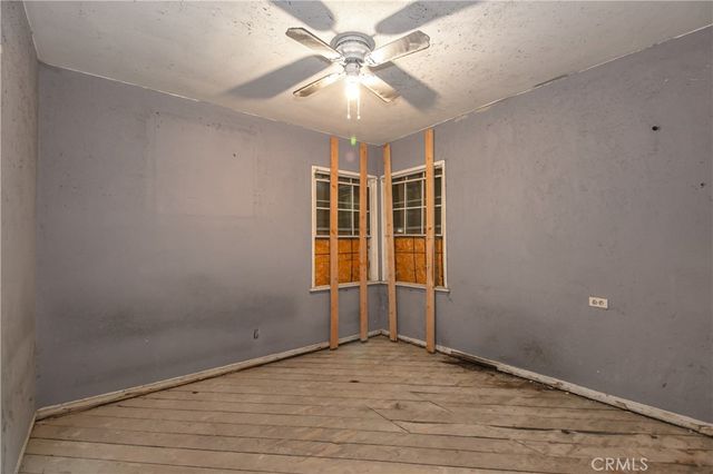 19448 Kittridge, Reseda, CA 91335